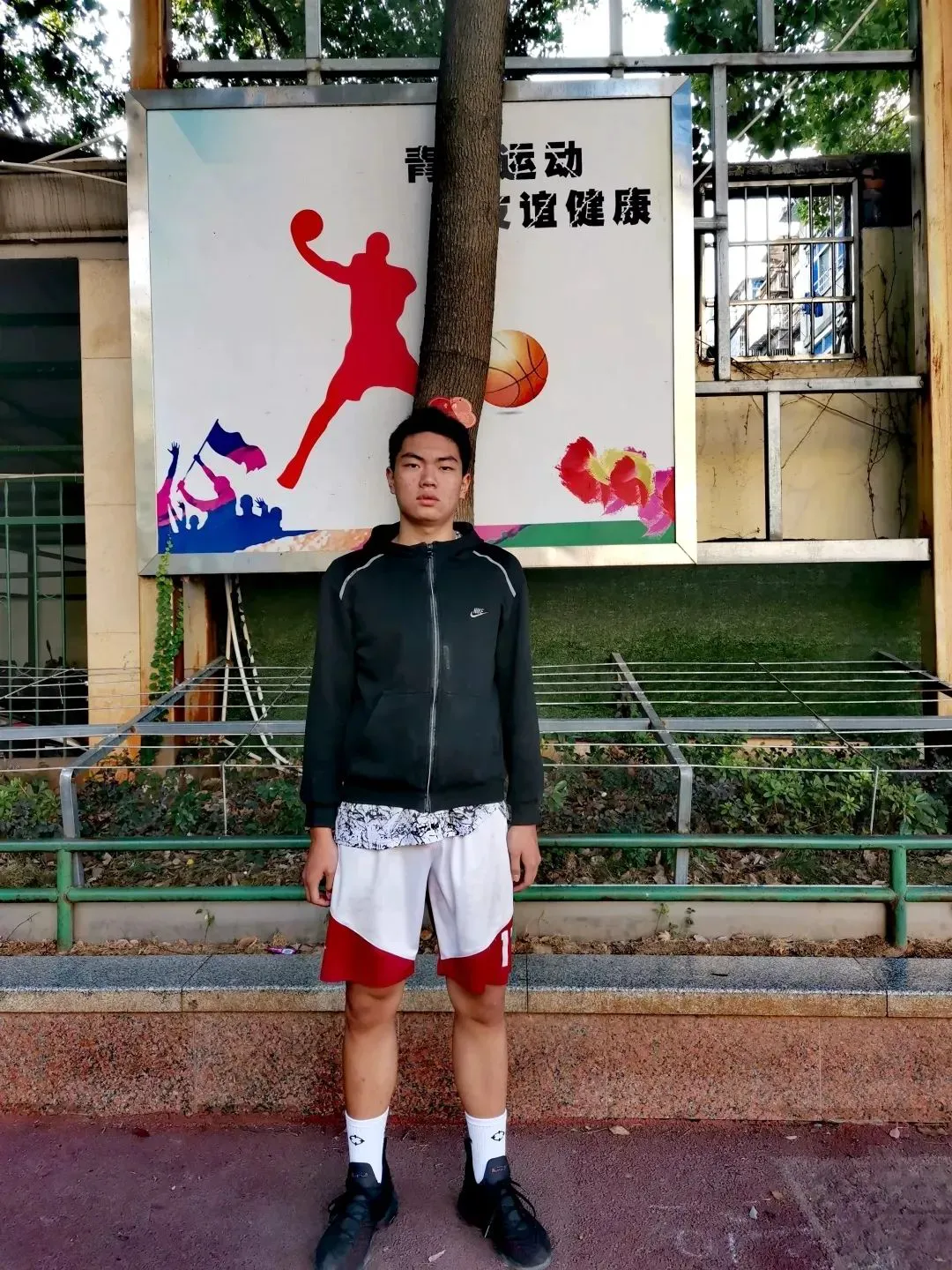 如何制定有效的篮球训练策略以提高球员表现_2